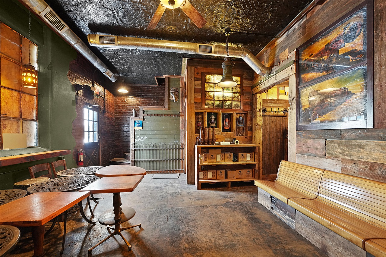 414-424 Walbridge Street, Kalamazoo, MI, 49007