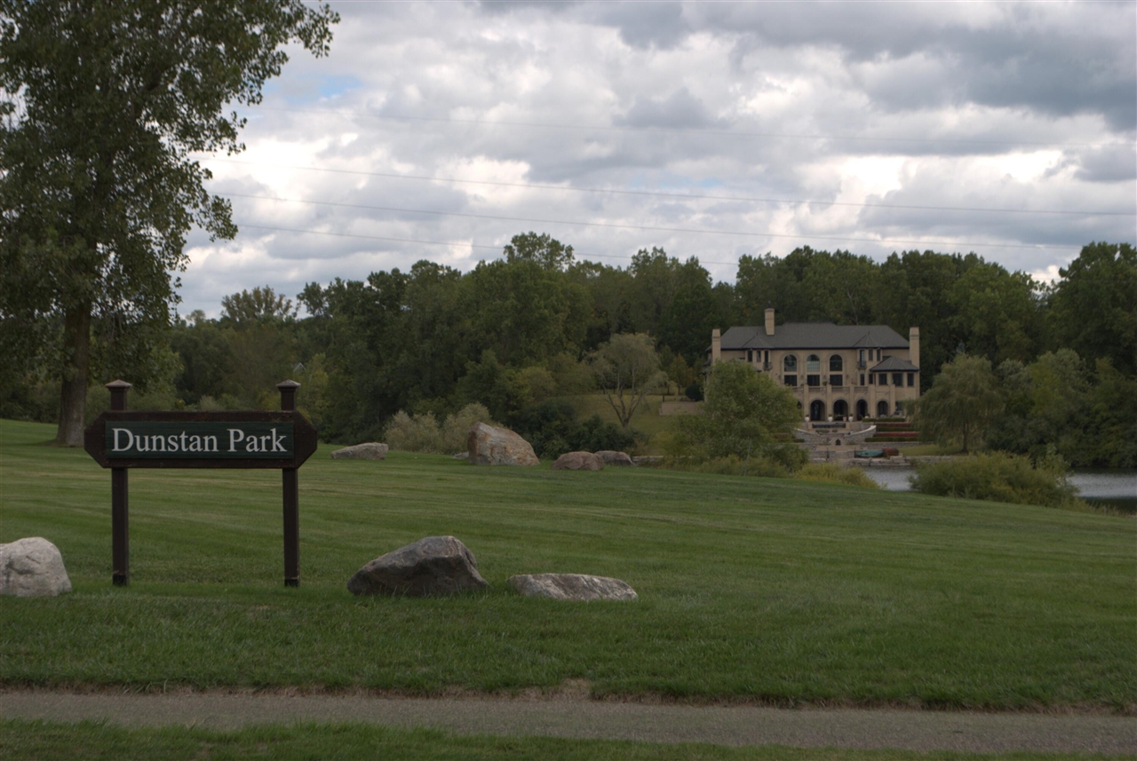 3847 Lake Vista Drive, Dexter, MI, 48130-8404