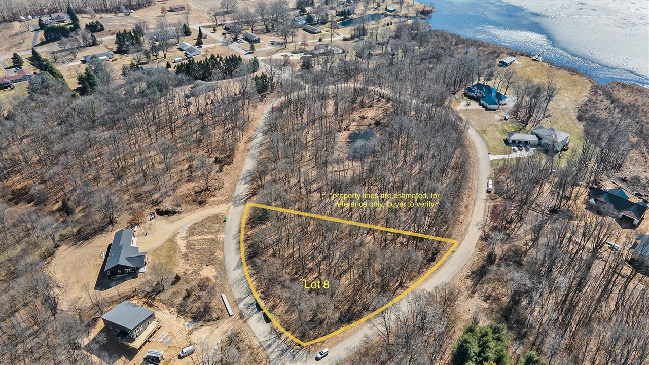 8 Highfield Road, Three Rivers, MI, 49093