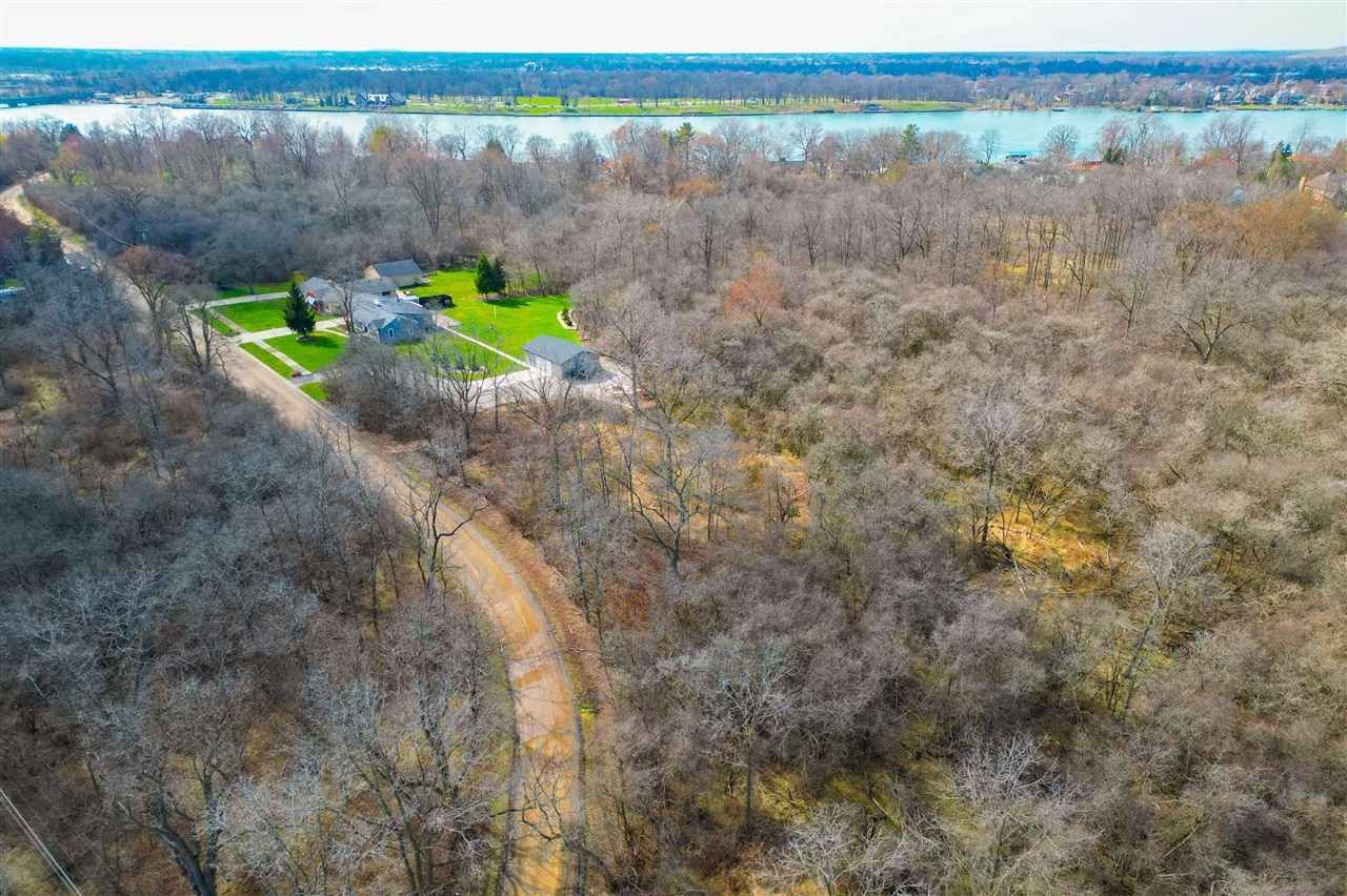 000 Marlborough, Grosse Ile, MI, 48138