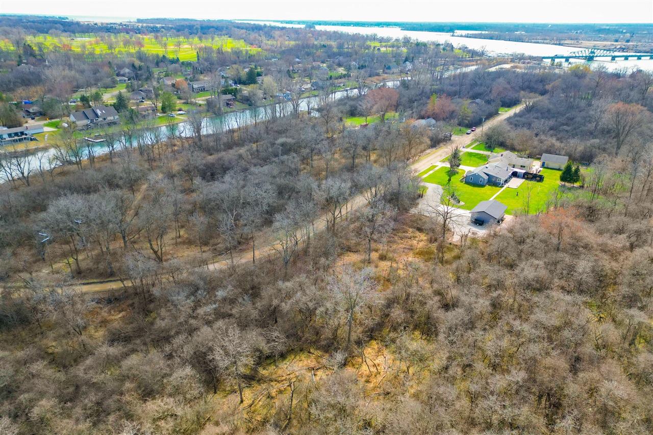 000 Marlborough, Grosse Ile, MI, 48138