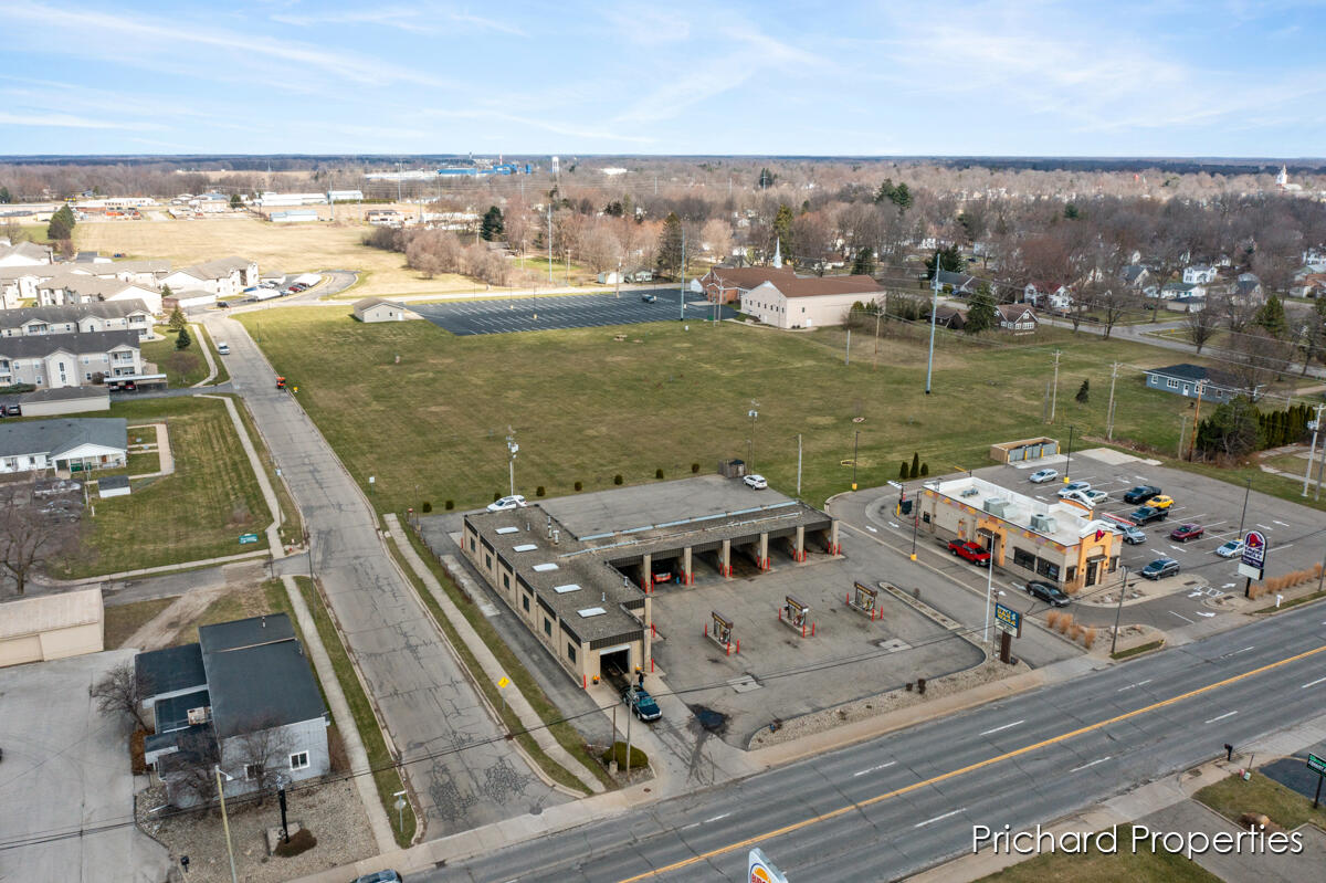 1025 W Michigan Avenue, Three Rivers, MI, 49093