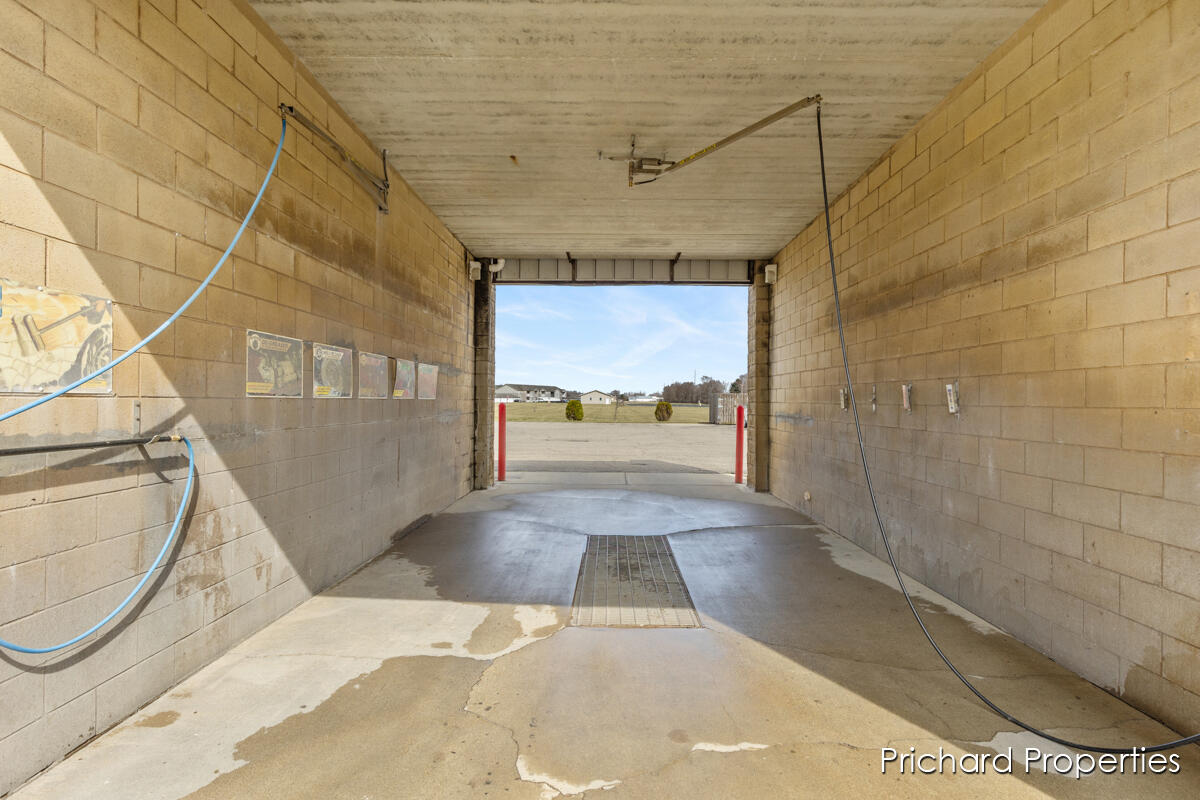 1025 W Michigan Avenue, Three Rivers, MI, 49093