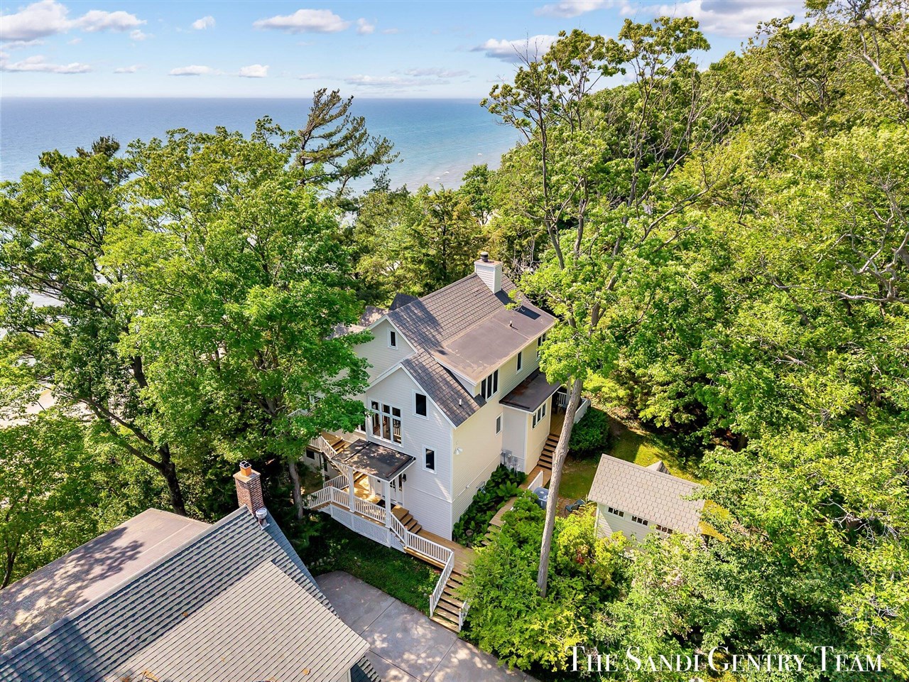 18215 Spindle Drive, Grand Haven, MI, 49417