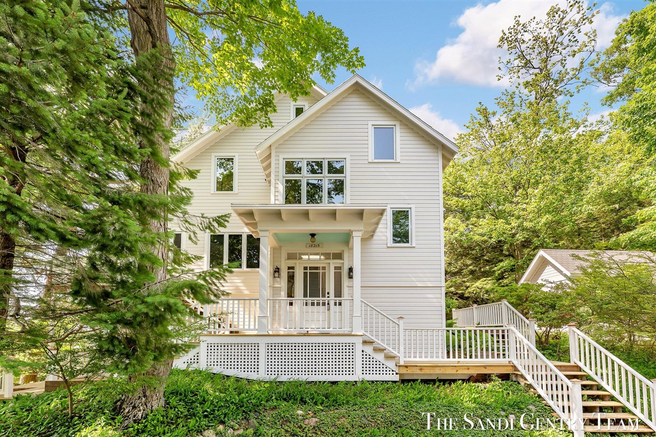 18215 Spindle Drive, Grand Haven, MI, 49417