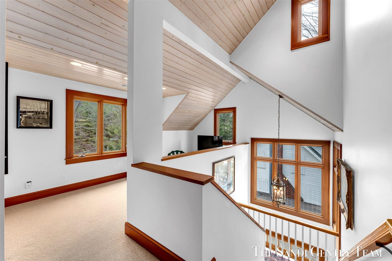18215 Spindle Drive, Grand Haven, MI, 49417