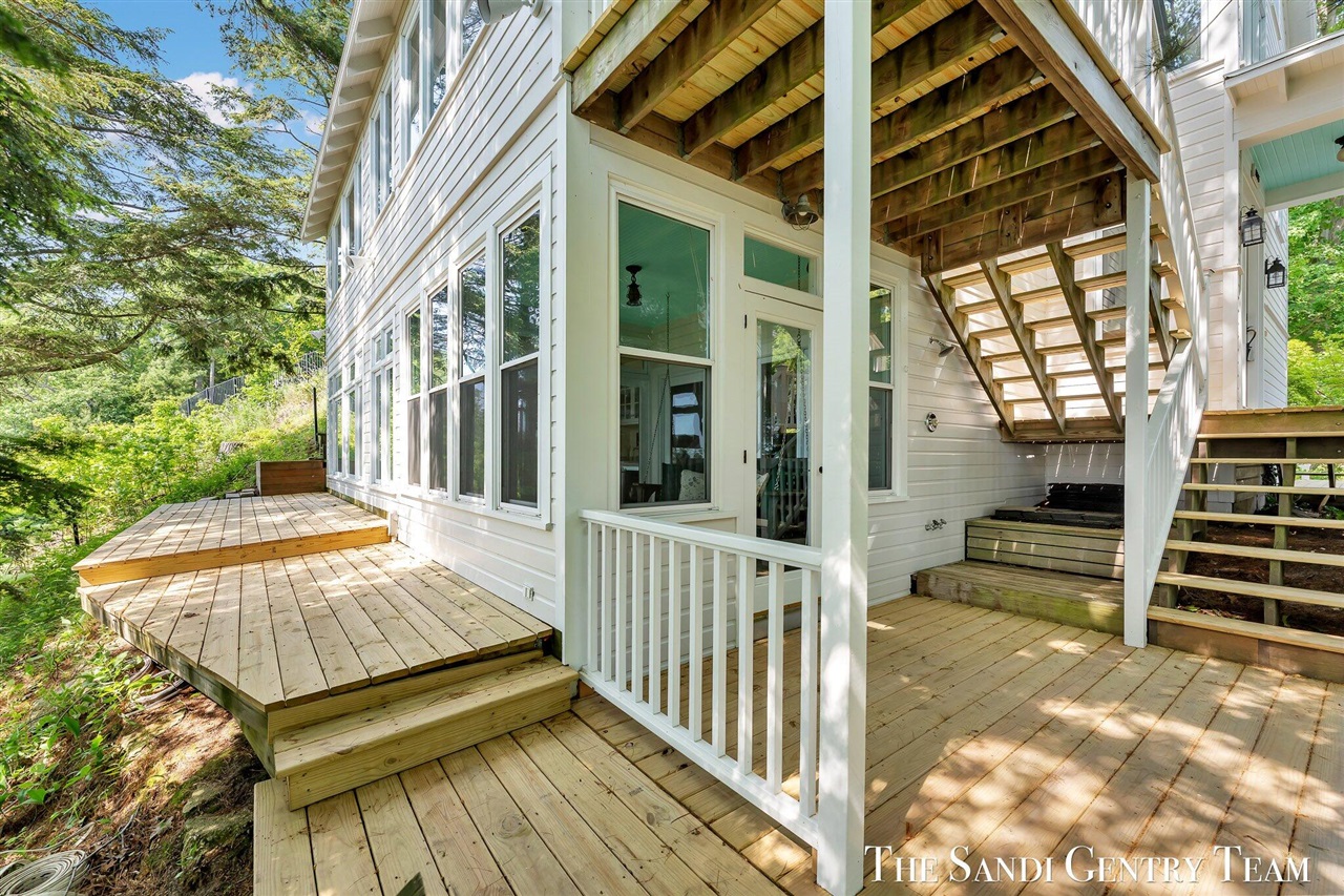 18215 Spindle Drive, Grand Haven, MI, 49417