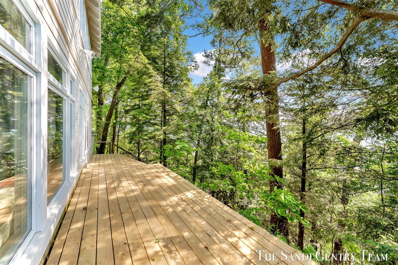 18215 Spindle Drive, Grand Haven, MI, 49417