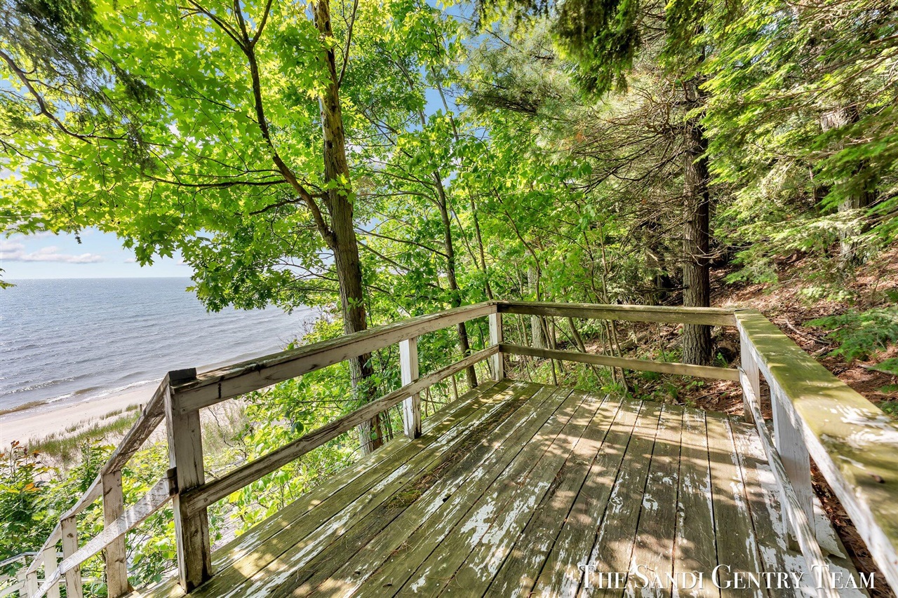 18215 Spindle Drive, Grand Haven, MI, 49417