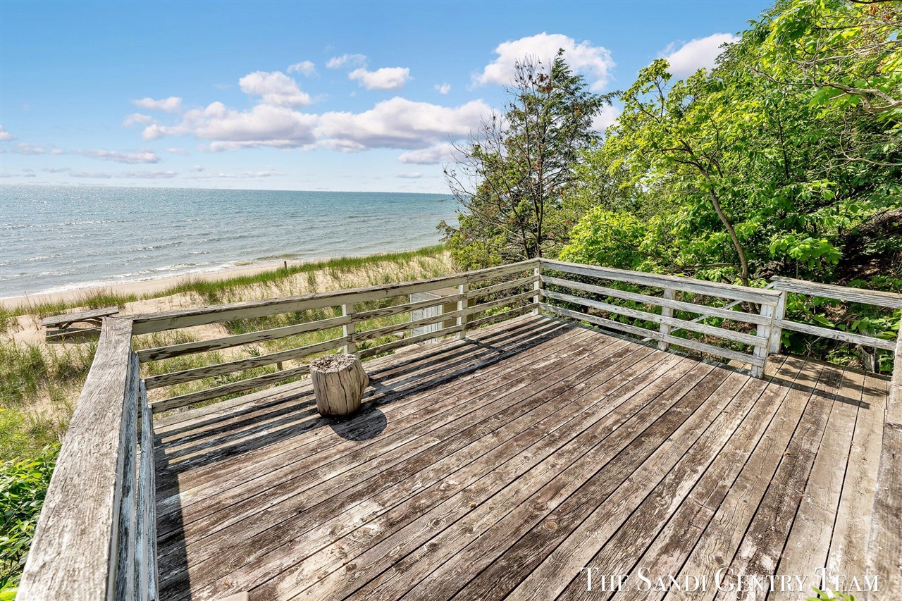 18215 Spindle Drive, Grand Haven, MI, 49417