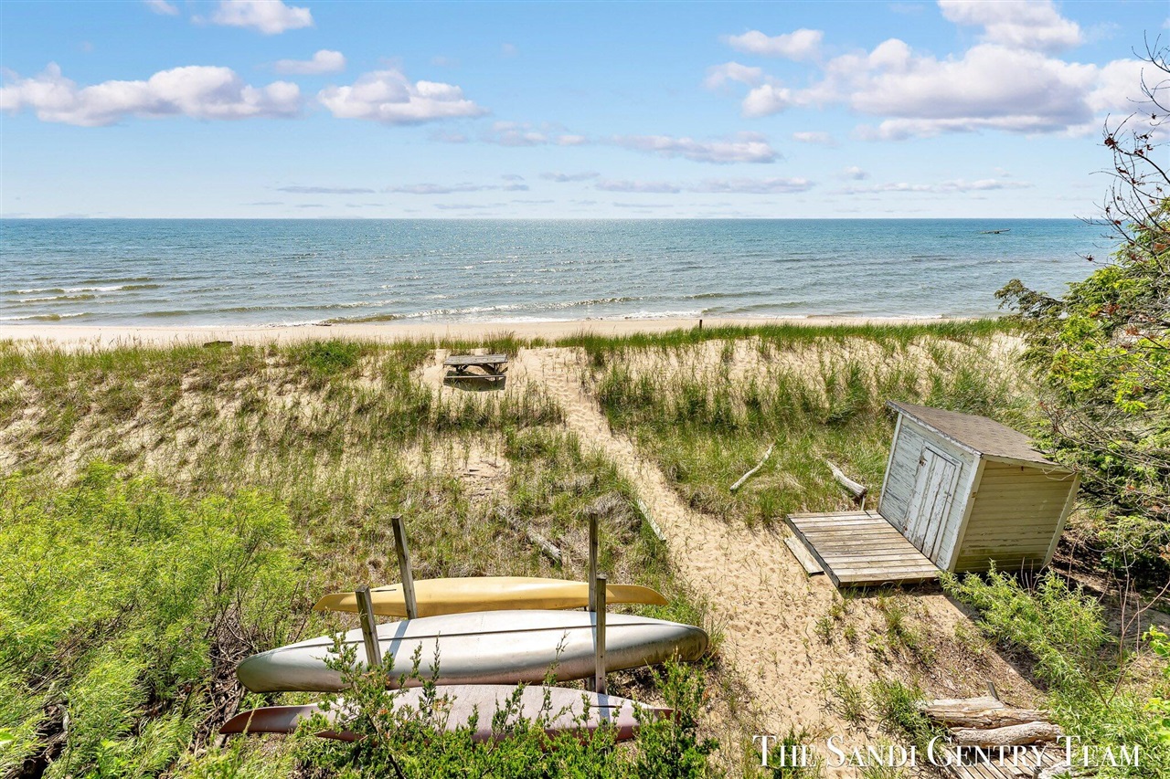18215 Spindle Drive, Grand Haven, MI, 49417