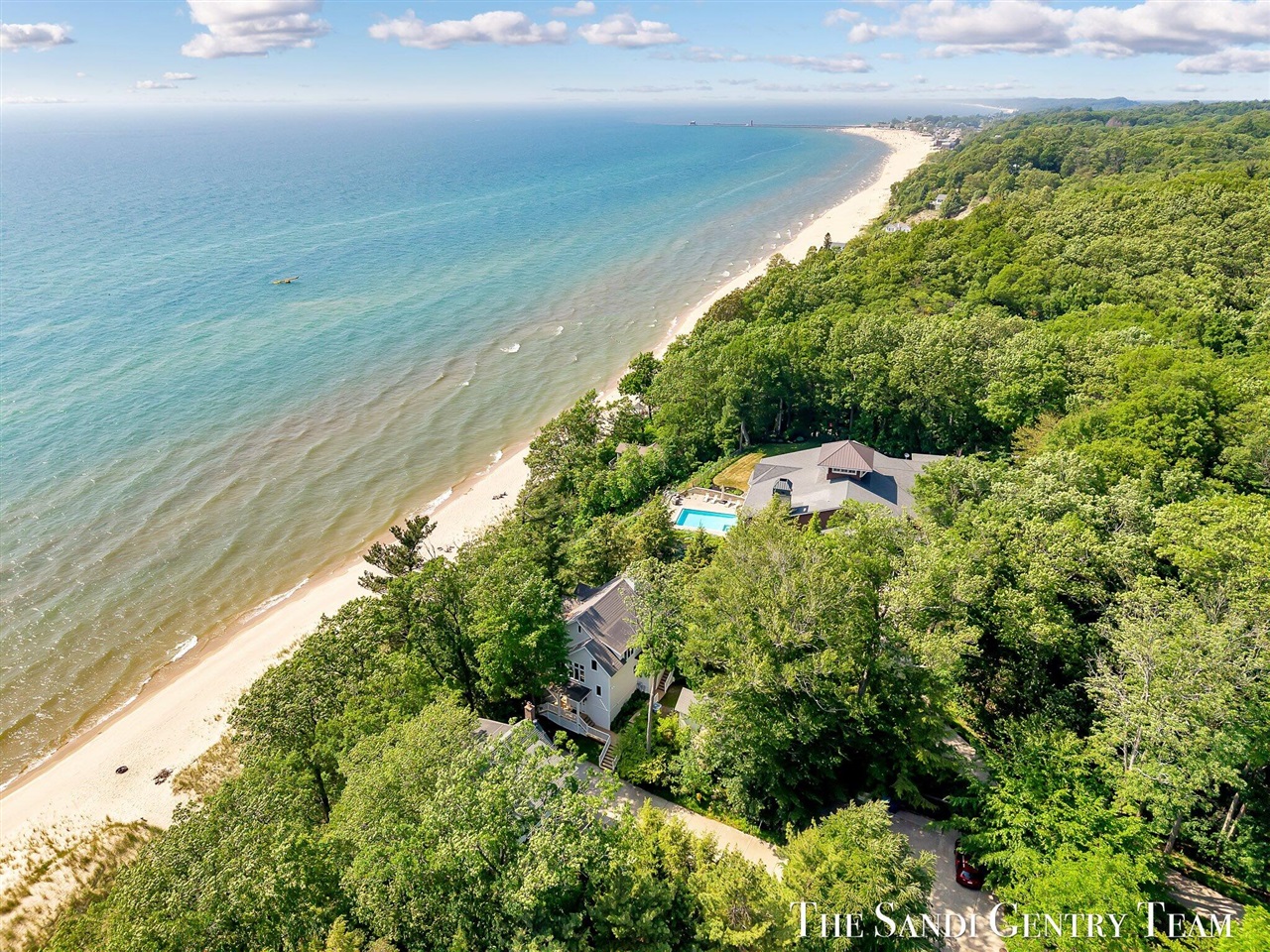 18215 Spindle Drive, Grand Haven, MI, 49417