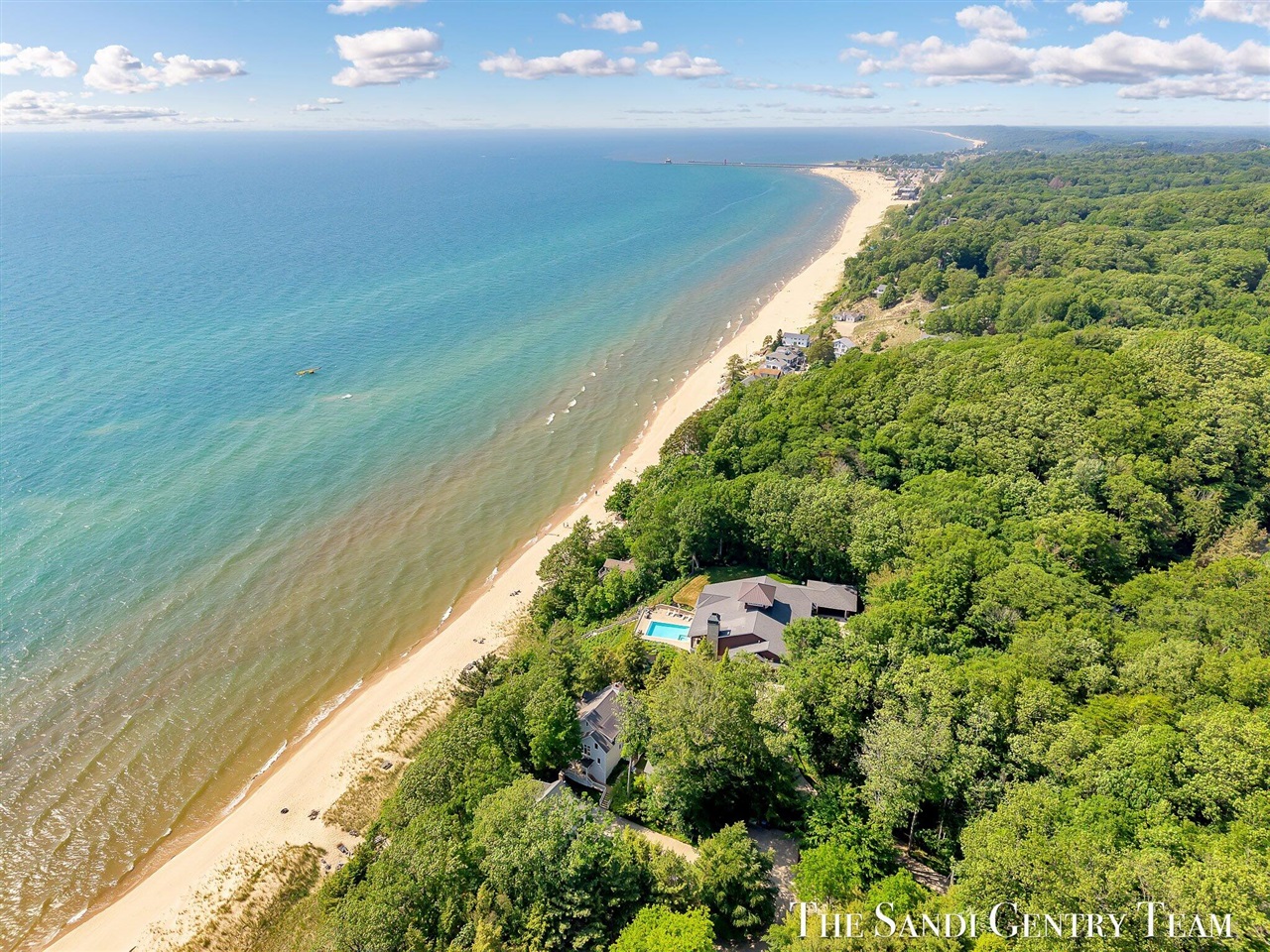 18215 Spindle Drive, Grand Haven, MI, 49417