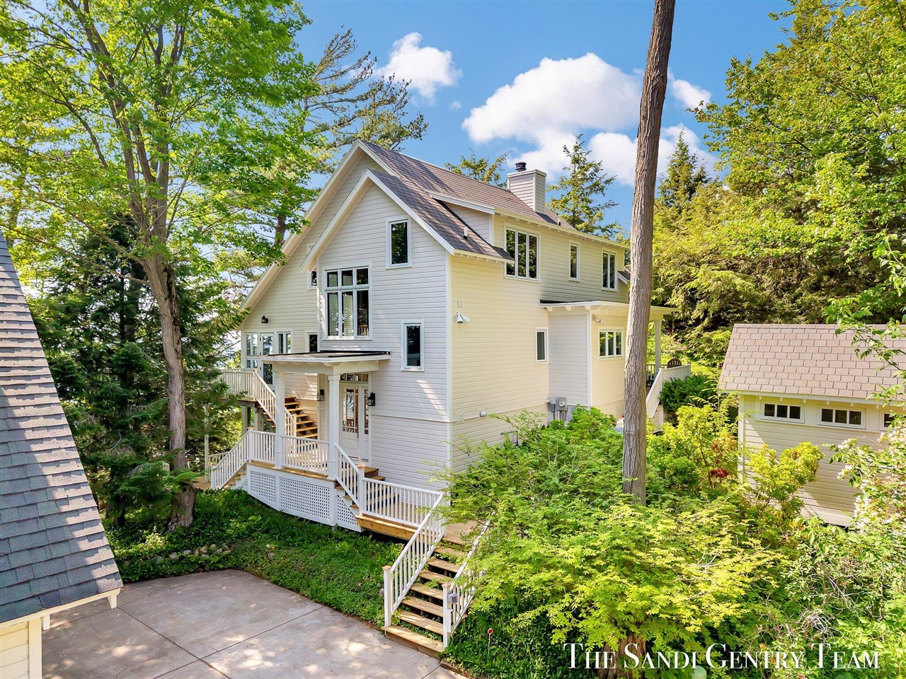 18215 Spindle Drive, Grand Haven, MI, 49417