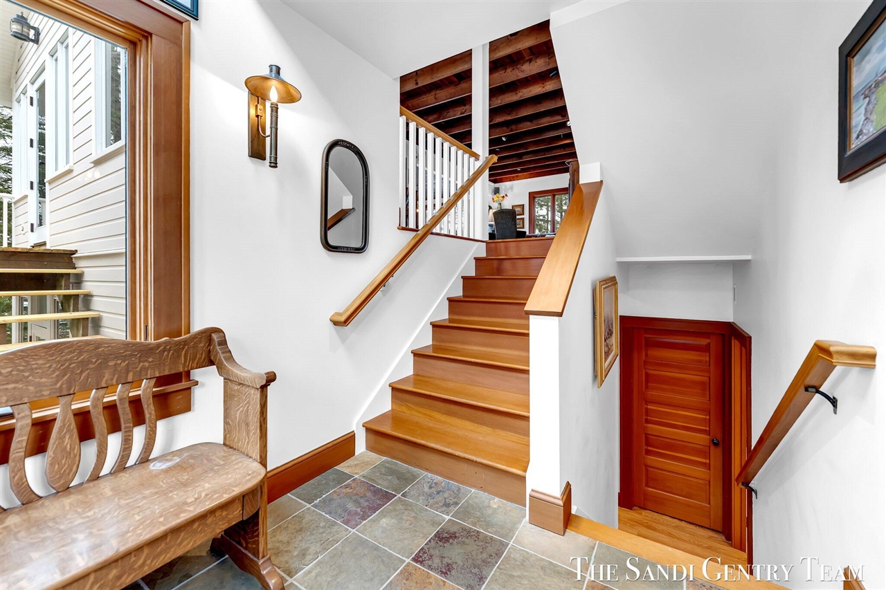 18215 Spindle Drive, Grand Haven, MI, 49417