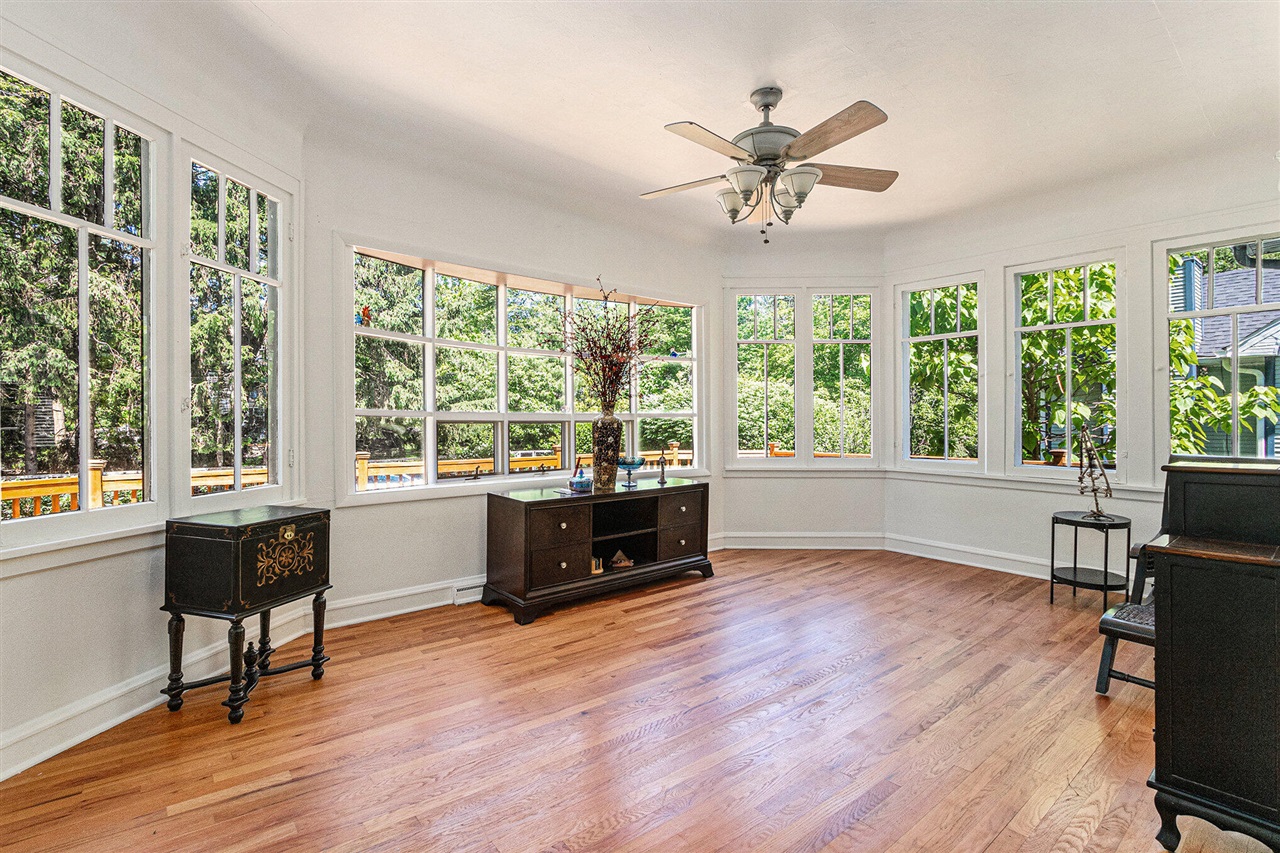 16277 4th Street photo 10
