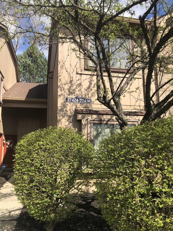 27430 Evergreen Road UNIT&nbsp;36, Lathrup Village, MI, 48076