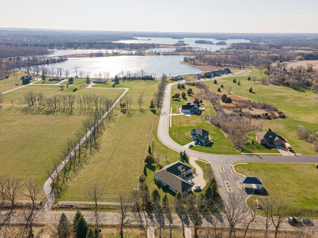 46 Coronado Drive photo 29