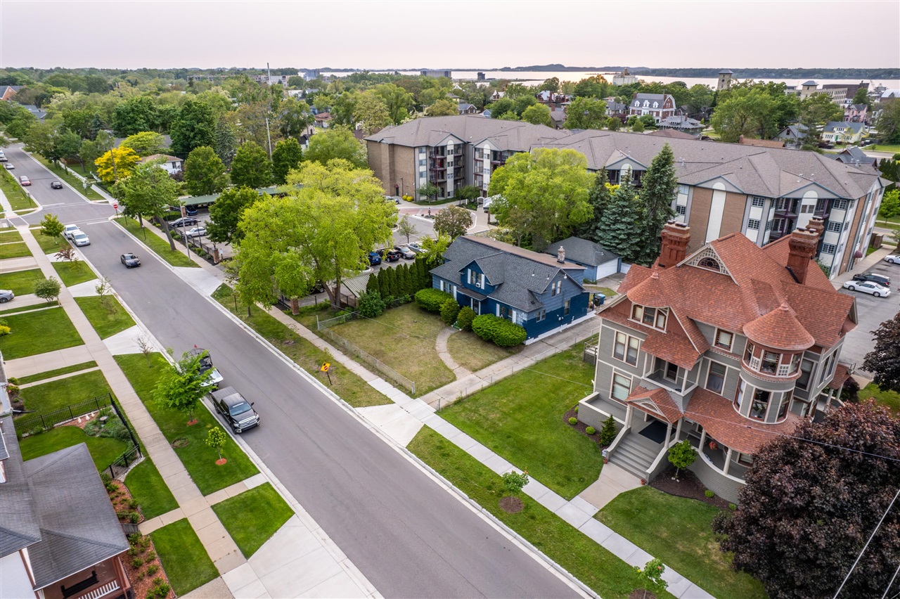 318 Houston Avenue, Muskegon, MI, 49441-1999