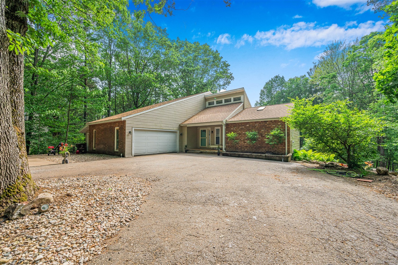 13421 Woodland Court, Big Rapids, MI, 49307