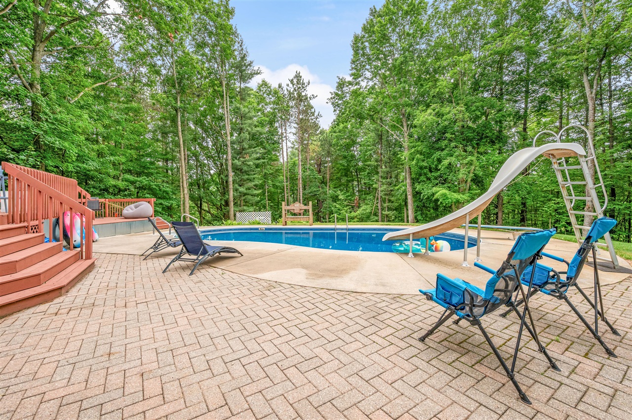 4th image of 13421 Woodland Ct, Big Rapids, MI 49307 | MLS# 70475279