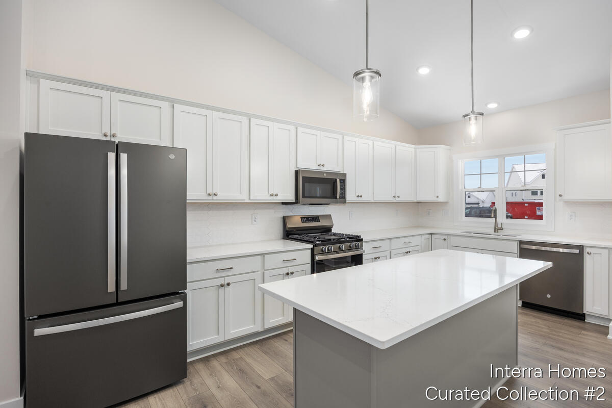 2817 W Cobblestone Court UNIT&nbsp;11, Kentwood, MI, 49512-5498