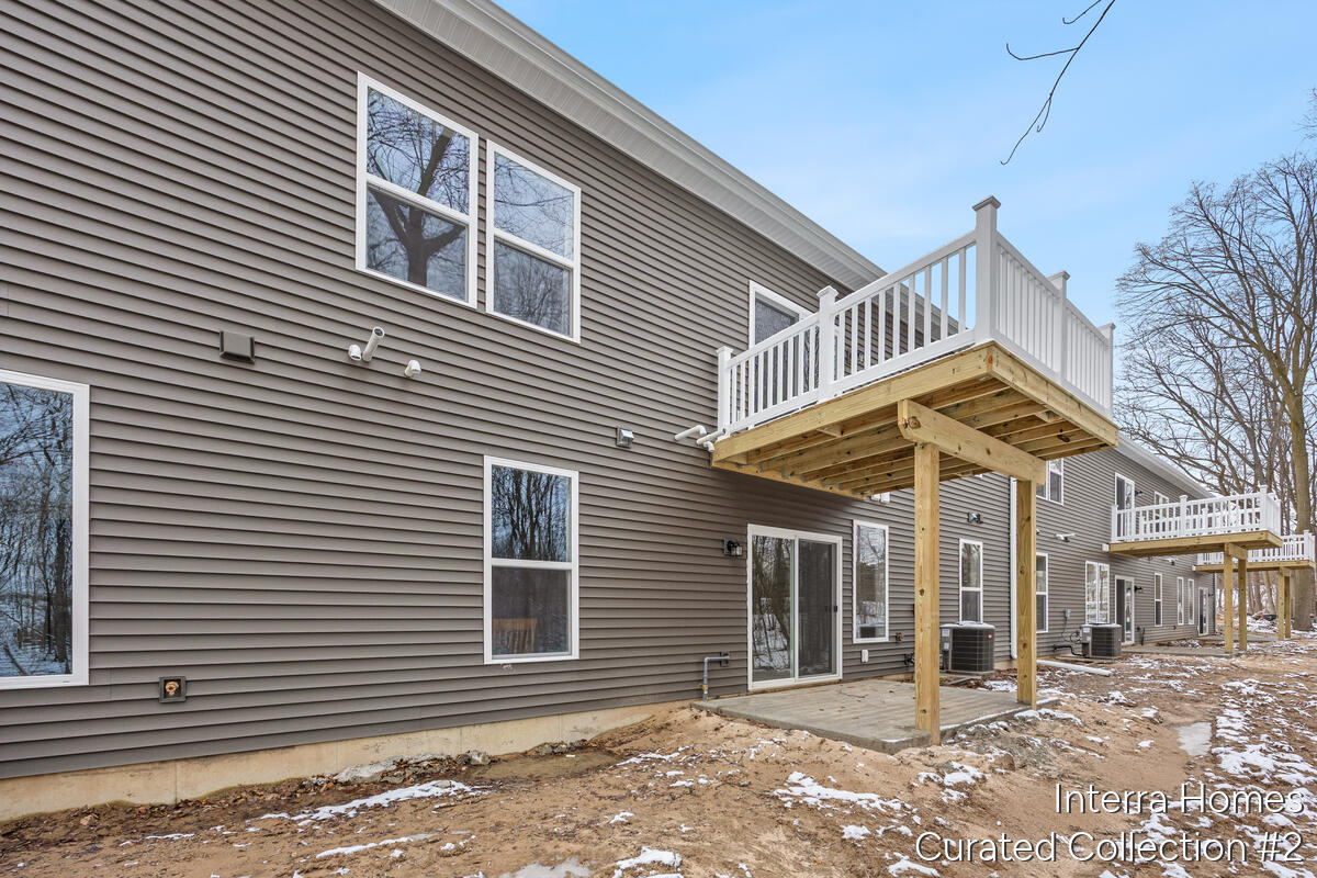 2817 W Cobblestone Court UNIT&nbsp;11, Kentwood, MI, 49512-5498