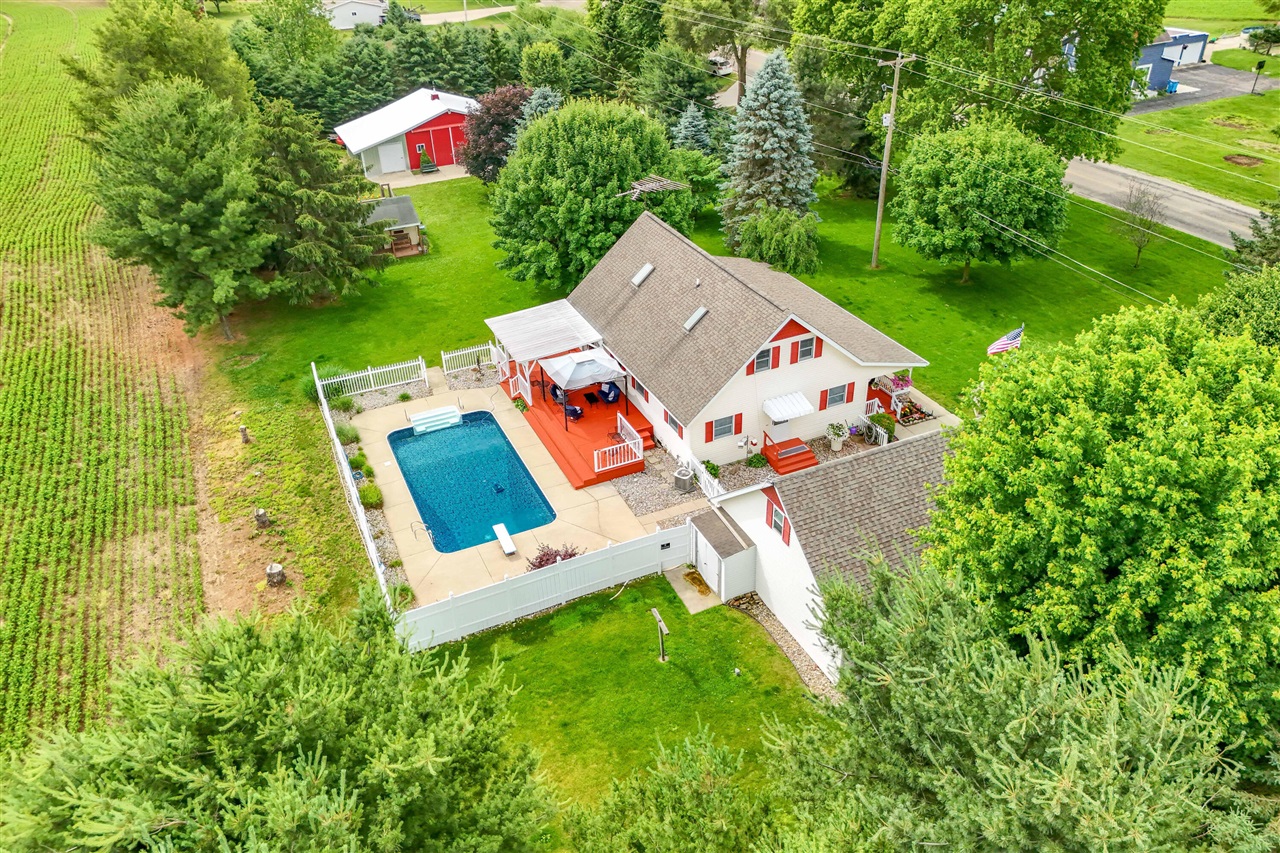 31688 Colon Road, Colon, MI, 49040-9528