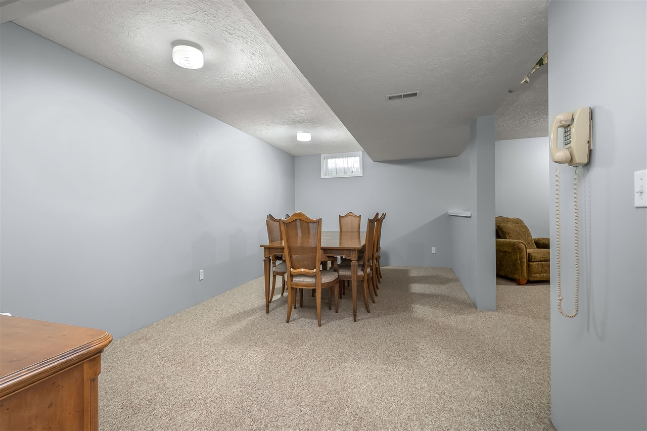 31688 Colon Road, Colon, MI, 49040-9528