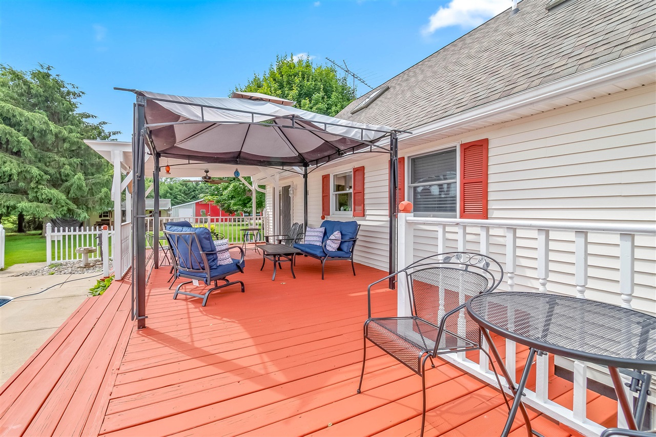 31688 Colon Road, Colon, MI, 49040-9528