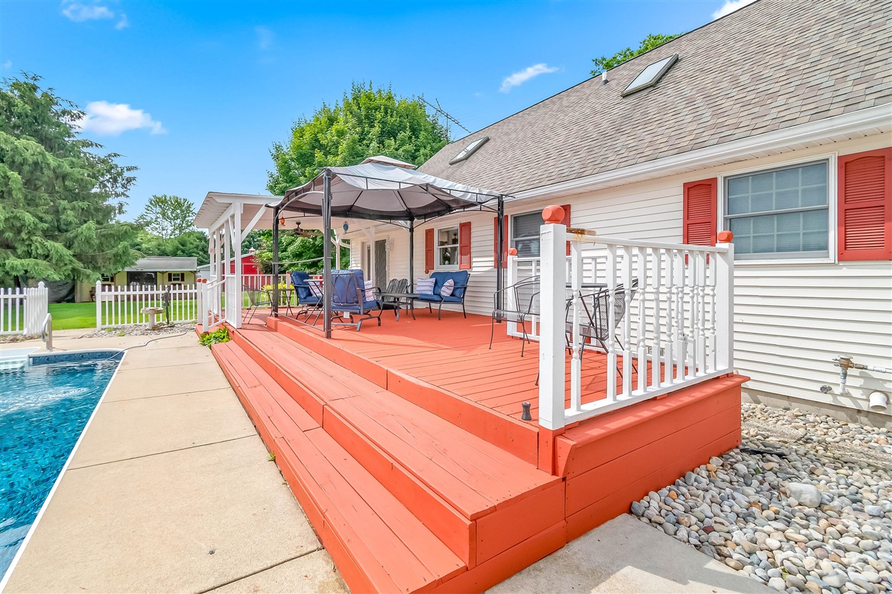 31688 Colon Road, Colon, MI, 49040-9528