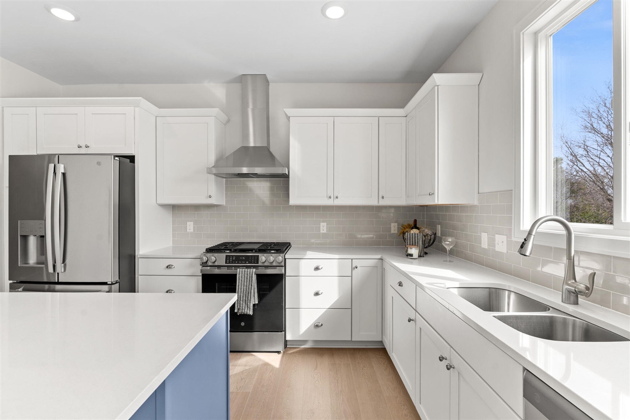 10786 Melanie Drive, Allendale, MI, 49401-8635