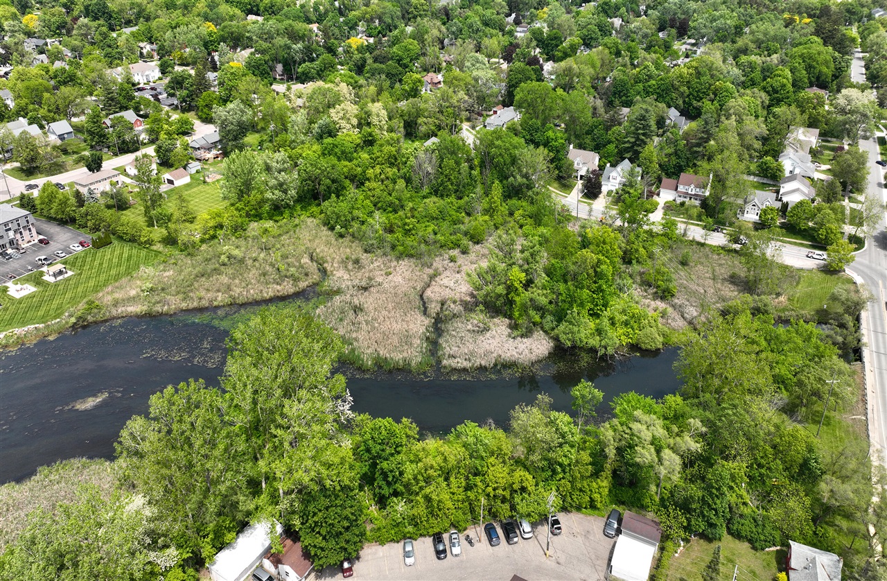 144 River Drive D photo 9