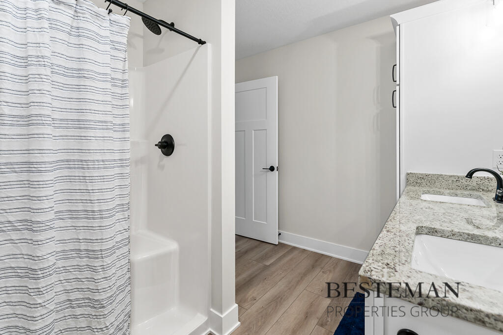 1516 W Addison Way, Muskegon, MI, 49445