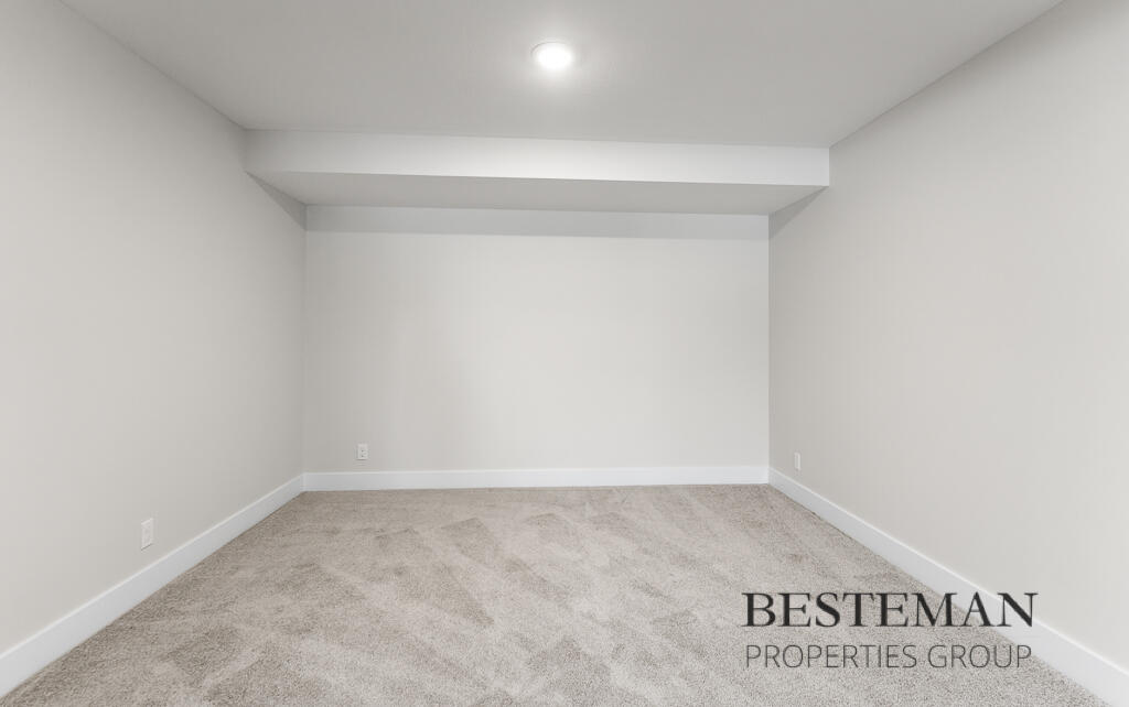 1516 W Addison Way, Muskegon, MI, 49445