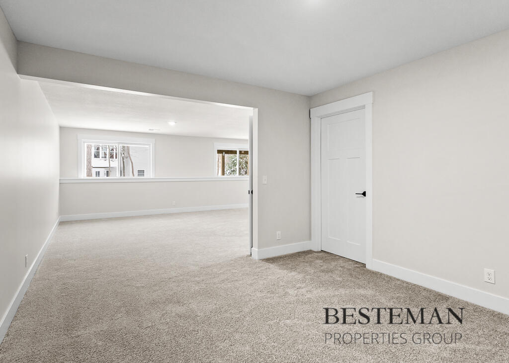 1516 W Addison Way, Muskegon, MI, 49445