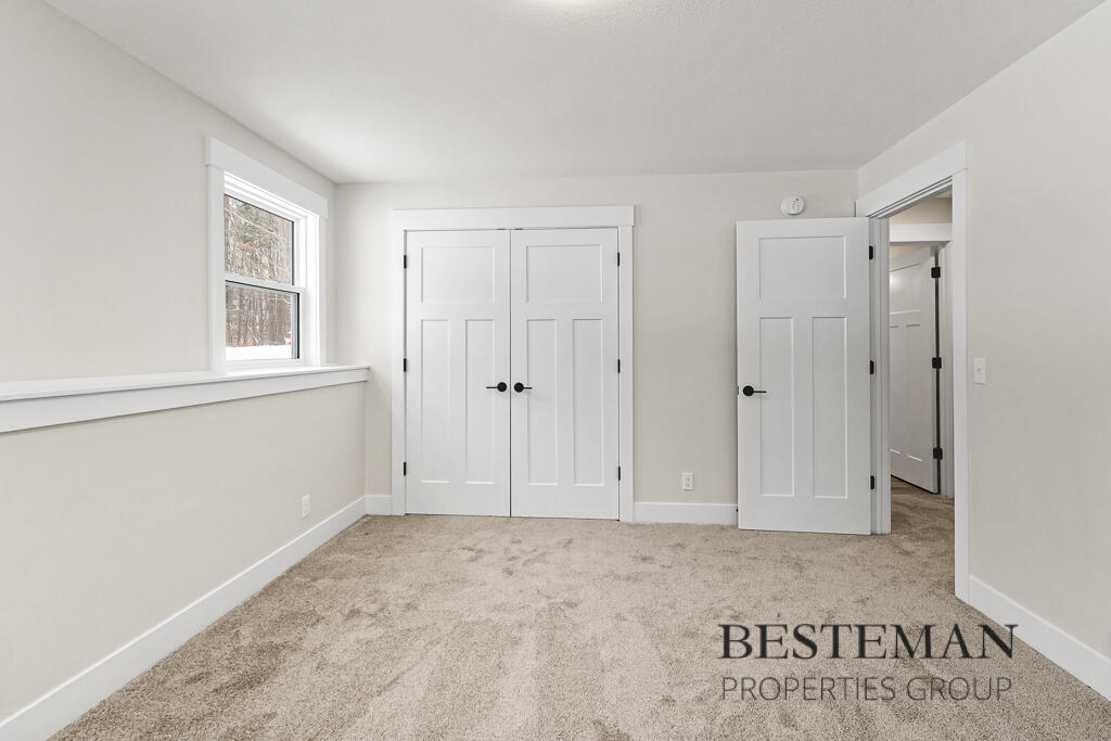 1516 W Addison Way, Muskegon, MI, 49445