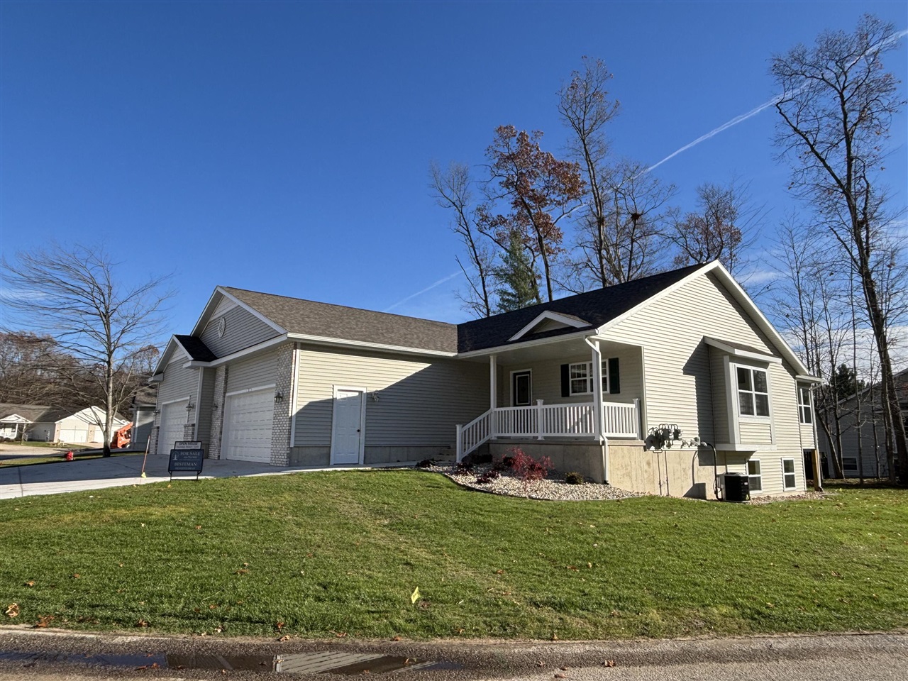 1516 W Addison Way, Muskegon, MI, 49445