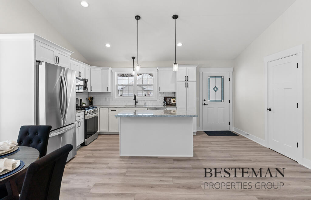 1516 W Addison Way, Muskegon, MI, 49445