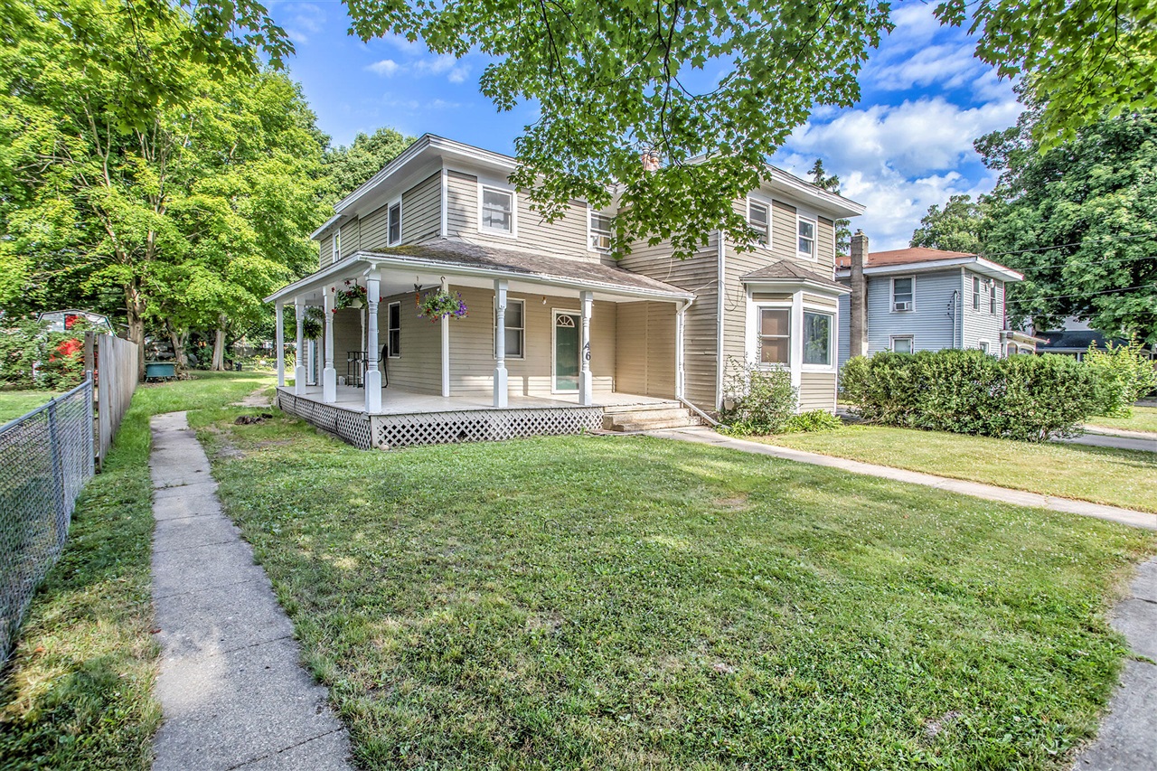 Homes for sale in Galesburg, MI | 46 Grove St, Galesburg, MI 49053 | MLS# 70481204