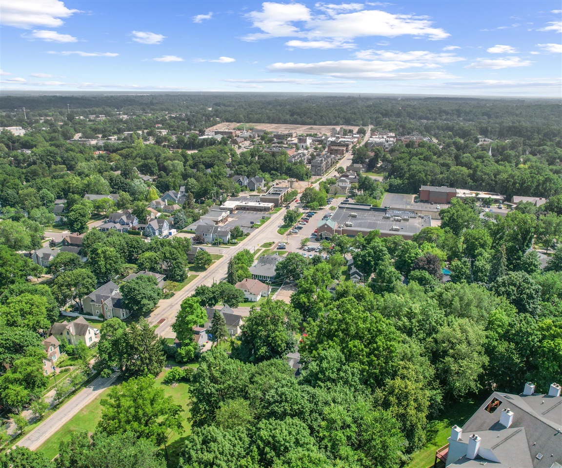 621 N Center Street, Northville, MI, 48167-1225