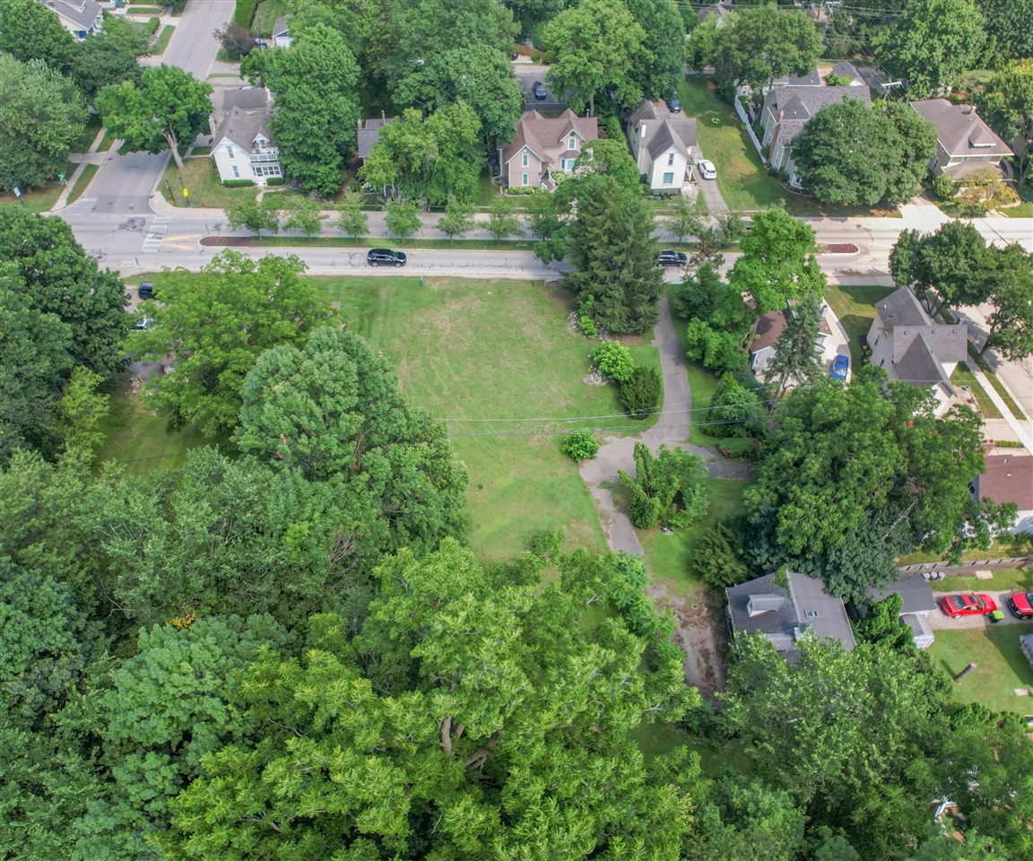 621 N Center Street, Northville, MI, 48167-1225