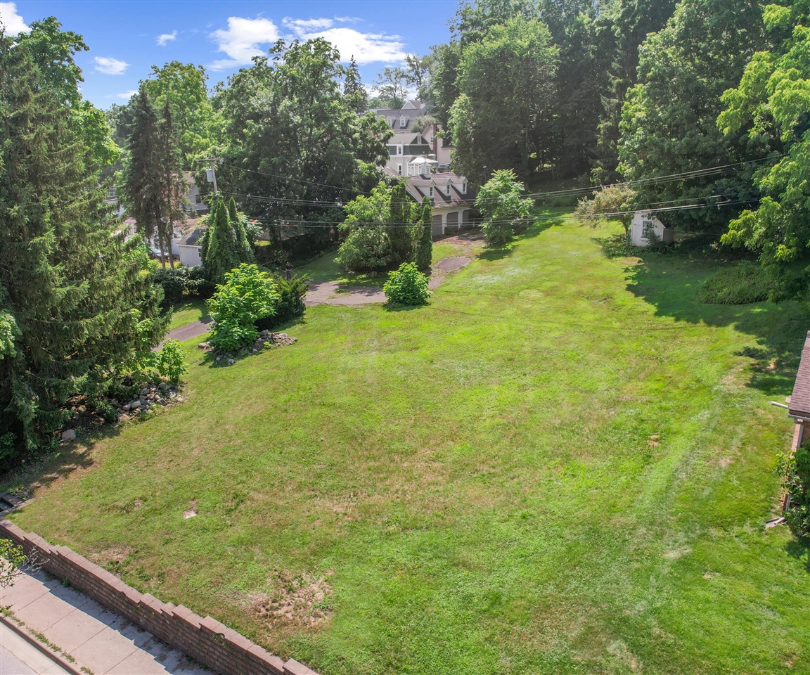 621 N Center Street, Northville, MI, 48167-1225