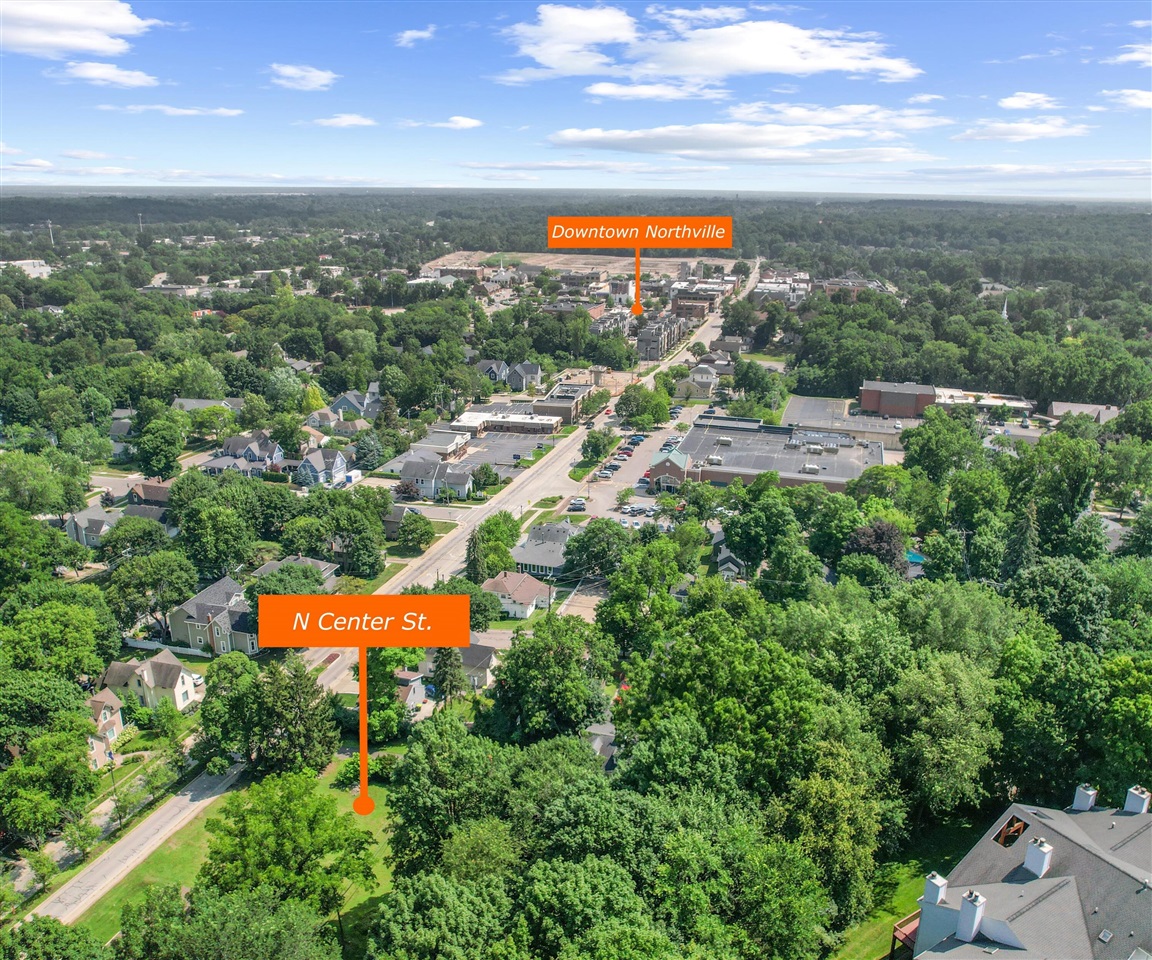 621 N Center Street, Northville, MI, 48167-1225