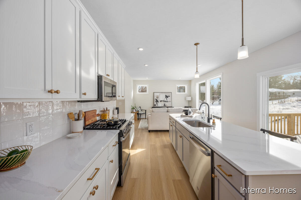 Homes for sale in Alto, MI | 8344 Kettle Oak Dr, Alto, MI 49302 | MLS# 70482080