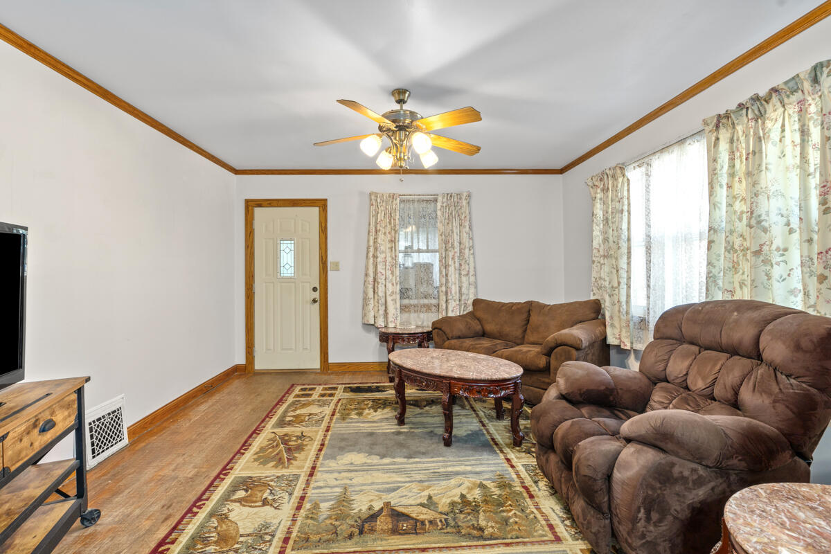 5th image of 1119 Columbus Ave, Grand Haven, MI 49417 | MLS# 70482797