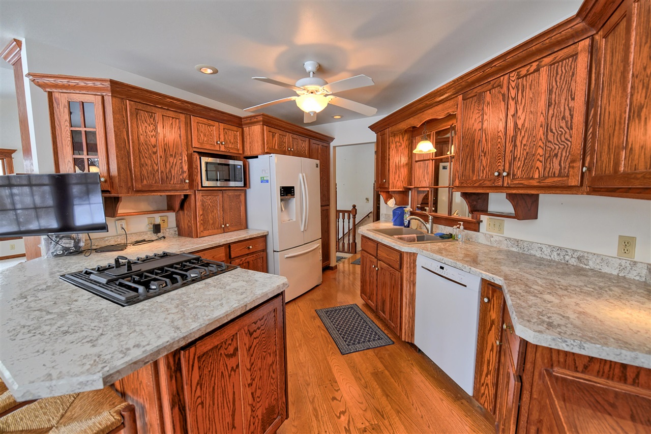 11678 E Grand River Avenue, Portland, MI, 48875