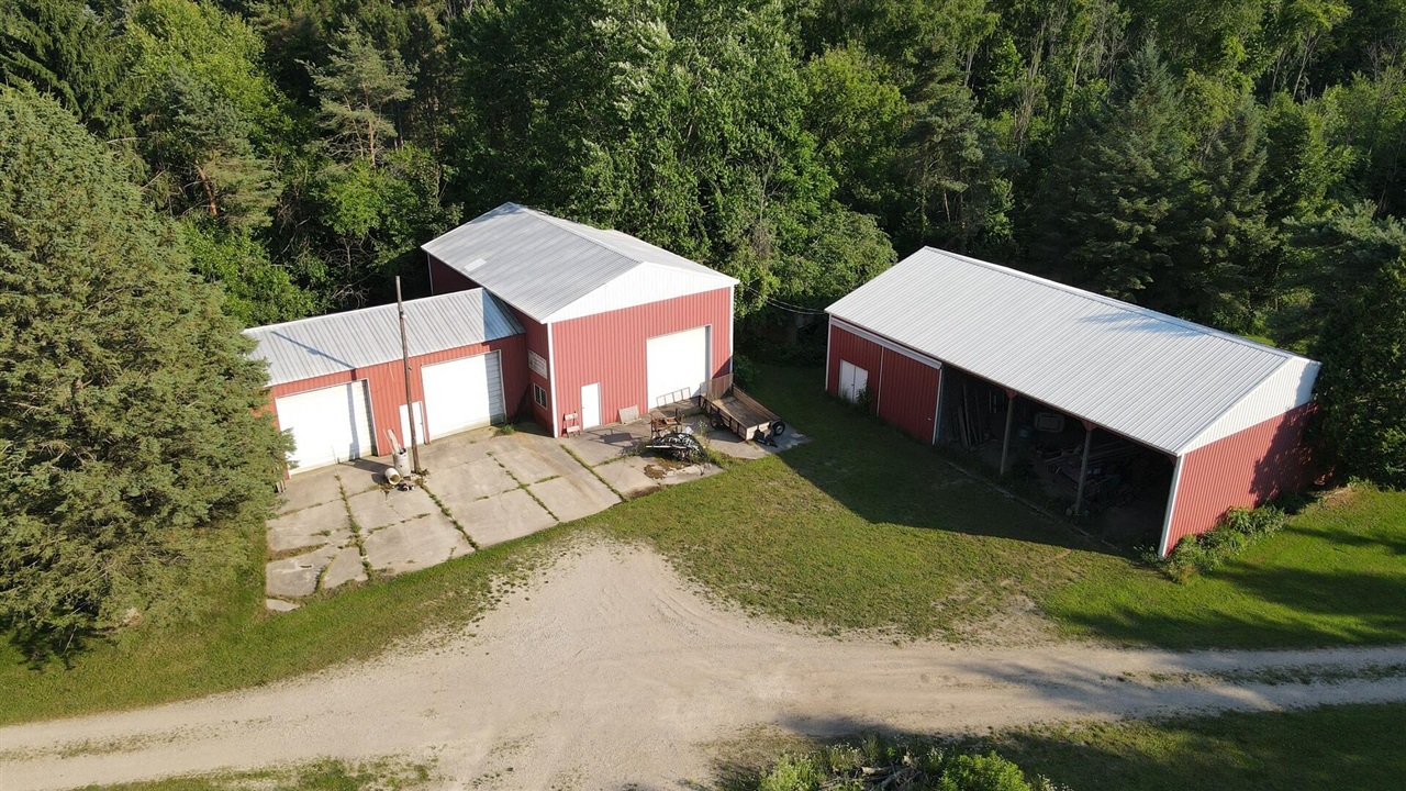 11678 E Grand River Avenue, Portland, MI, 48875