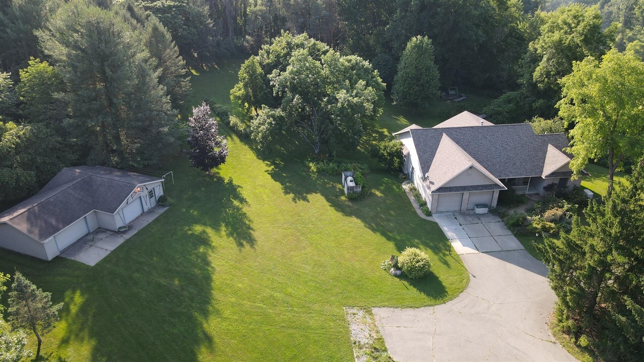 11678 E Grand River Avenue, Portland, MI, 48875