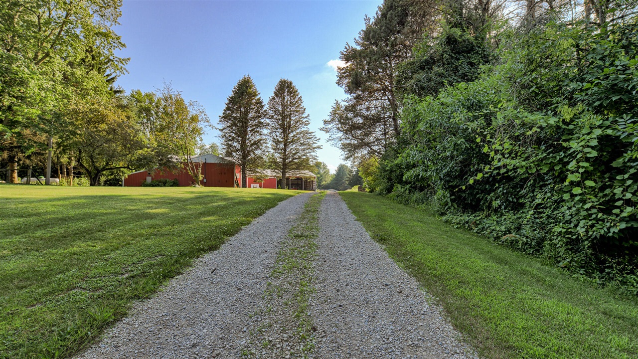 11678 E Grand River Avenue, Portland, MI, 48875